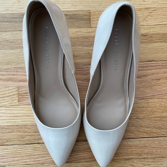 Nude heels! - Picture 1 of 3